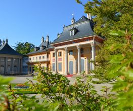 Schloss-Apotheke Pillnitz Bild 3