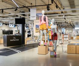 Laufschuhabteilung des Sporthaus Schuster München