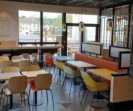 Burger King image 9