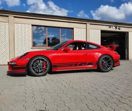 Die ENVER UG ist eine spezialisierte Porsche Werkstatt am Nürburgring mit Fokus auf leistungsstarke Modelle wie den Porsche GT3. Präzise Technik, performanceorientierter Service und motorsportnahe Erfahrung bilden die Grundlage für höchste Qualität.