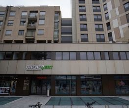 batiment-pharmacie-sun-store-chene-bourg-ceva