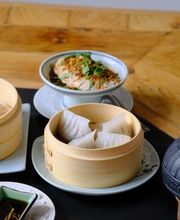 HONGXI  TAPAS Zurich Bild 13