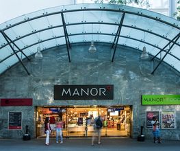 MANOR Chur Bild 2