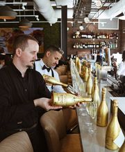 107 Steak & Bar image 1