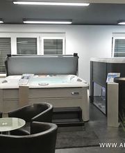 Armstark Handels-GmbH Deutschland | Fachausstellung Wustermark | Seit knapp 30 Jahren Ihr Spezialist für Whirlpools, Swim Spas, Saunen und Infrarotkabinen