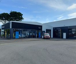 Garage Renault image 2