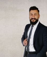Wüstenrot Bausparkasse: Zeynel Camci Bild 1