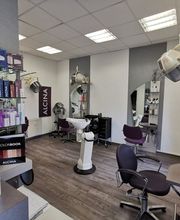 Neue Kompliment Friseur Kosmetik & Wellness GmbH Bild 1