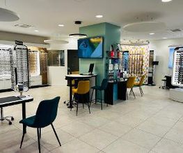 Opticien Commentry - Optic 2000 image 2