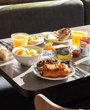 B&B HOTEL Saint-Denis Porte de Paris image 11