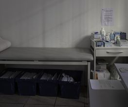 Amavita-Pharmacie-Cité-Jonction-service-salle