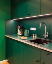 Kitchenette for free coffee and tea