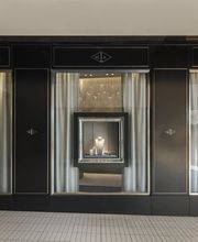 Van Cleef & Arpels (Cannes - La Croisette) image 2