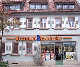 Aussenansicht der Brunnen-Apotheke