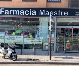 Farmacia Montecarmelo 7 imagen 2