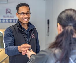 REVES AUTO-SERVICES image 19