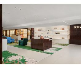LOEWE La Rinascente Milan - Accessories immagine 6