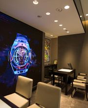 Hublot Paris Pierre Charron Boutique image 12