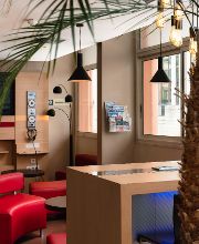 easyHotel Nice Old Town image 2