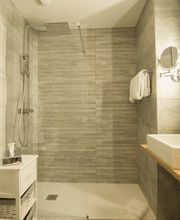 Hôtel Le Petit Casset image 3