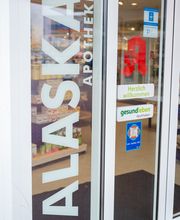 20230302_Alaska-Apotheke-1-outdoor_002.jpg