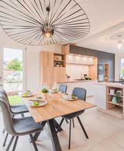 Maisons Brand image 5