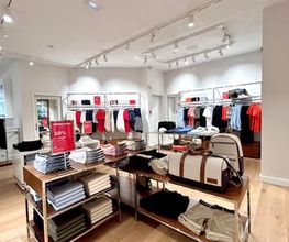 Tommy Hilfiger image 7