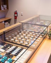 Catalyst Cannabis Dispensary Oxnard image 2