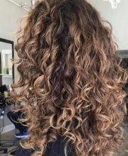 Lina Coiffure - Montreux Bild 10