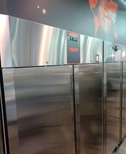 Peluso Srl - Cucine Ristoranti - Arredamento Negozi immagine 11