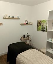 A Fleur de Peau image 1