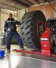 Casa del Pneumatico SRL - Mastro Michelin immagine 10