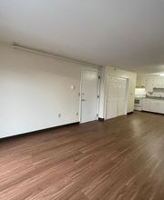 Highland Estates Apartments - A Red Oak Apartment Homes Community image 16