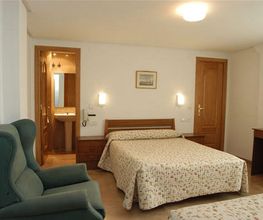 hostal-aragon-habitacion-04.jpg