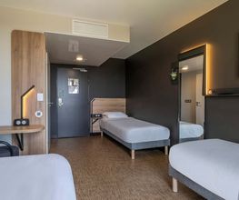 B&B HOTEL Saintes image 5