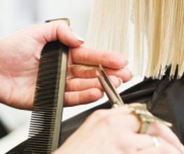 Kapsalon & Haarwerken Leony Dames en Heren afbeelding 3