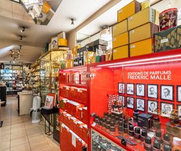 Paris Parfums image 13