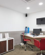 Audioprothésiste Pézenas-Alain Afflelou Acousticien image 2