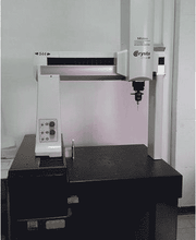 plasticos-yla-sa-maquina-blanca-04.gif