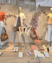 Stockholm Stories
Damenboutique