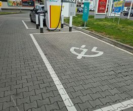 Shell Recharge Charging Station Bild 3