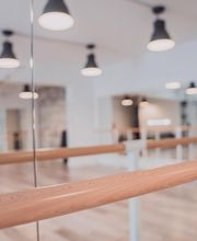 Youpila Studios - Düsseldorf Unterbilk Barre Workout, Pilates & moderne Rückbildung