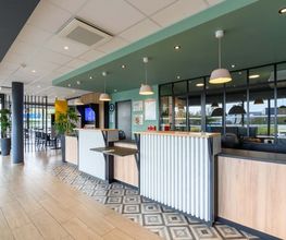 B&B HOTEL Compiègne image 8