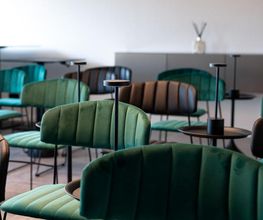 BUZZINLAB – The Club Office in Stuttgart: Eventlocation, Rooftop, Coworking Space, Tagungen, Workshops, Catering, Fotostudio, Podcast-Studio.