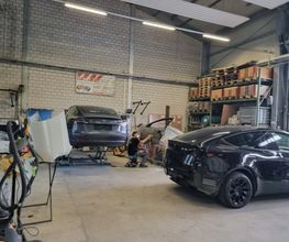 Auto Zentrum Grindel GmbH Carrosserie Spritzwerk Garage Bild 7