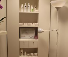 Kniest Hair en Beautysalon