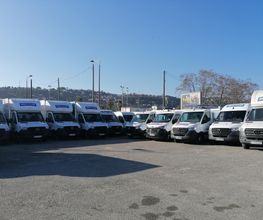 Rent A Car image 3
