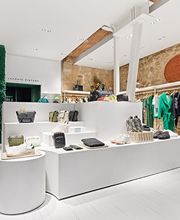 Lacoste Paris Le Marais image 7