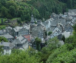 Blick auf Monschau – ein Ausflug, der sich in jeder Hinsicht lohnt