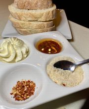 Pane Vino on the Avenue image 1